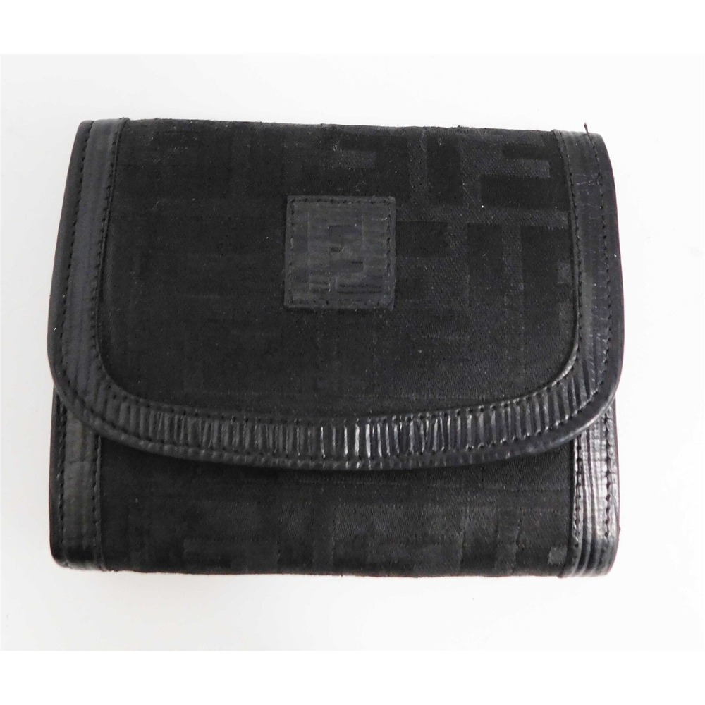 Fendi Vintage‎ Black Leather Medium Clutch Wallet Italy